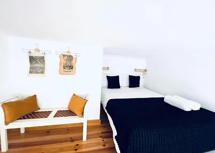Lisbon Lovely Mezzanino Studio Close To Lx Factory