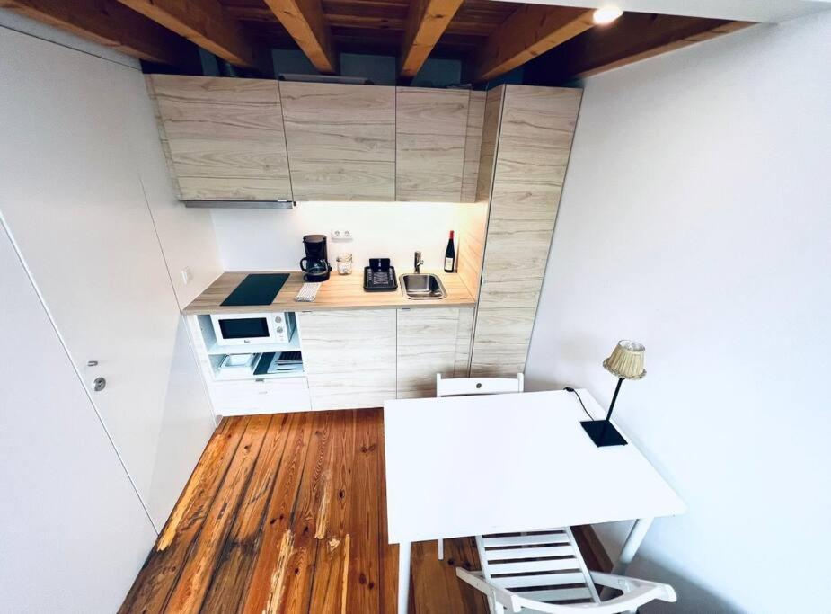 Lovely Mezzanino Close To Lx Factory * Lizbona