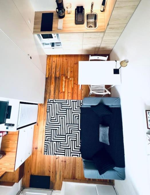 Apartament Lovely Mezzanino Close To Lx Factory *